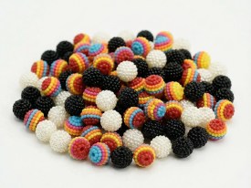 Cuentas plasticas bolitas punteadas blancas 